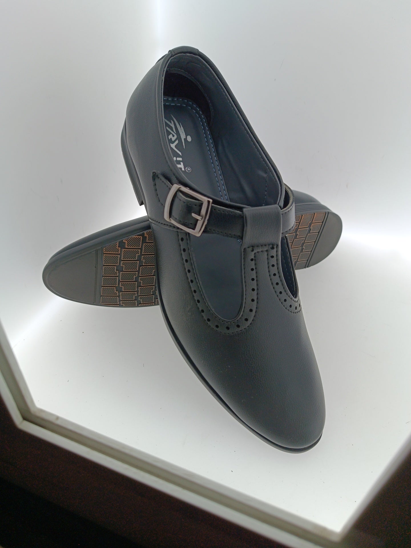 TRYIT  3805 BLACK MENS TRADITIONAL SANDAL